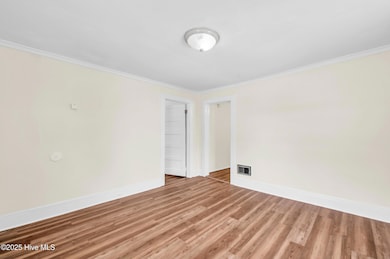 3_1918 colwell ave-00003