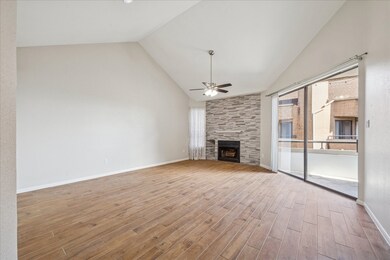 5210 Weslayan St unit 303, Houston, TX 77005 - photo 3