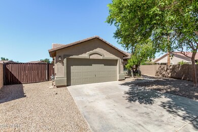 43329 W Alexandra Ct, Maricopa, AZ 85138 - photo 4