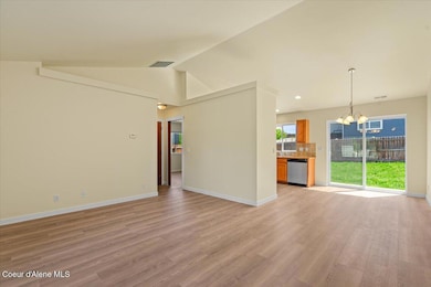 05-Living Room and Dining