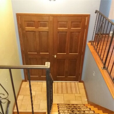 46 Bellevue Dr, Cranston, RI 02920 - photo 5