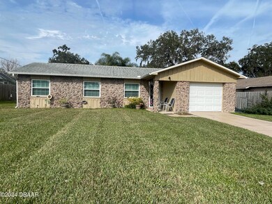 57 Laurel Oaks Cir, Ormond Beach, FL 32174 - photo 2