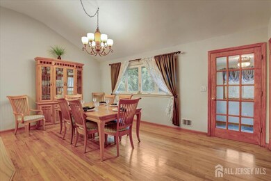 12 Euclid Rd, South Amboy, NJ 08879 - photo 7