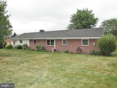 83 Kennedy Dr, Chambersburg, PA 17201 - photo 3