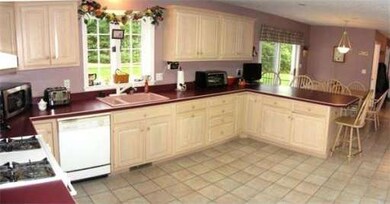 96 Willow Brook Rd, Holden, MA 01520 - photo 6