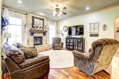 2309 SE 12th St, Moore, OK 73160 - photo 5