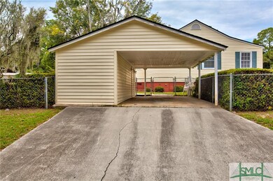 2325 E 39th St, Savannah, GA 31404 - photo 2