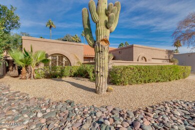 Expansive Front Courtyard!!