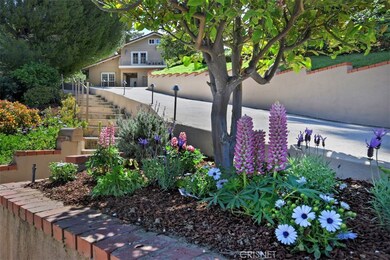 21754 Ybarra Rd, Woodland Hills, CA 91364 - photo 3