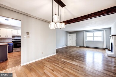 129 Forge Hill Ln, Phoenixville, PA 19460 - photo 7