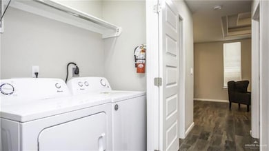 2019 Stardust Ln unit 4, Edinburg, TX 78541 - photo 5