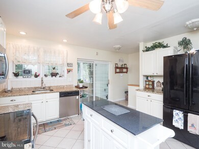 8328 Jacobs Rd, Severn, MD 21144 - photo 4