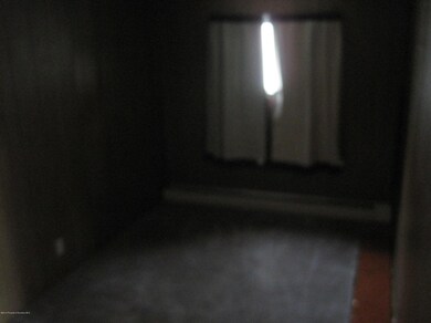 524 Maple St, Scranton, PA 18505 - photo 6