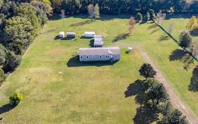 129 Perry Rd, Hawthorne, FL 32640 - photo 4