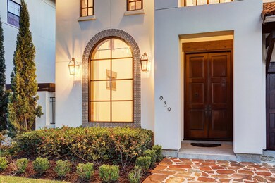 939 W 41st St, Houston, TX 77018 - photo 3