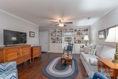 201 Pointe Cir, Rock Hill, SC 29732 - photo 3