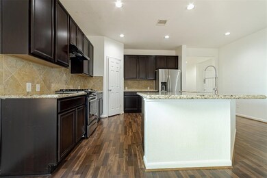 18002 Clayton Bluff Ln, Cypress, TX 77433 - photo 5