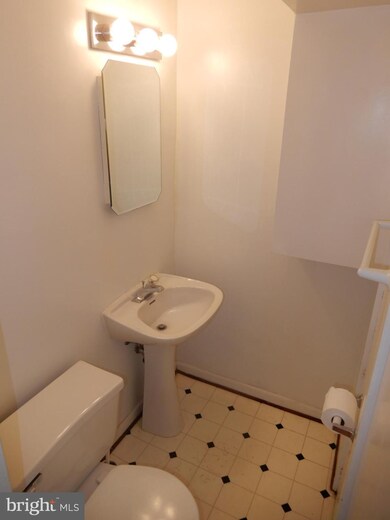 7306 Rippon Rd, Alexandria, VA 22307 - photo 7