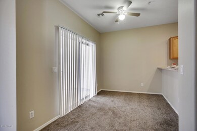302-East-Lawrence-Boulevard-111-18