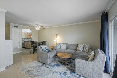 1025 Villere St unit G, Mandeville, LA 70448 - photo 5