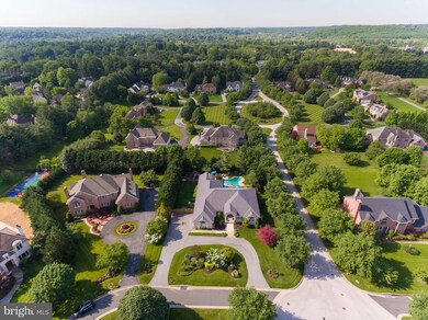 8517 Huntspring Dr, Lutherville Timonium, MD 21093 - photo 3