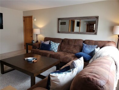 565 Admiral St unit R, Providence, RI 02908 - photo 3