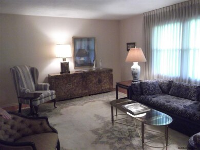 23 Bethwood Dr, Albany, NY 12211 - photo 4