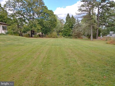 40 E Hillcrest Ave, Chalfont, PA 18914 - photo 3