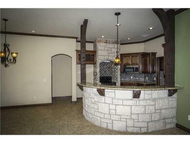 Kitchen. What a beautiful and unique breakfast bar