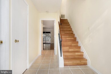 6214 William Mosby Dr, Centreville, VA 20121 - photo 5
