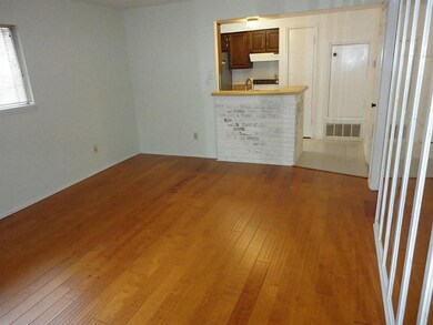 833 Wax Myrtle Ln unit A, Houston, TX 77079 - photo 6