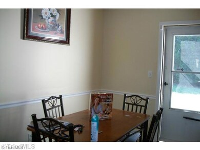 2320 Bay Meadows Ct unit F, Winston Salem, NC 27103 - photo 6