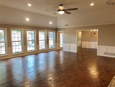 1625 Midwestern Pkwy, Wichita Falls, TX 76302 - photo 4