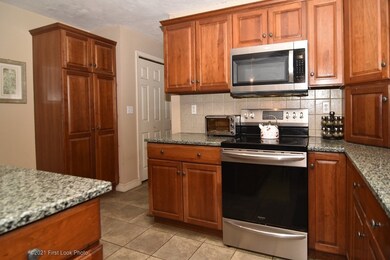 30 Perryville Rd, Rehoboth, MA 02769 - photo 7