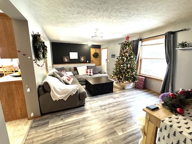 315 Leonard Ave, Crookston, MN 56716 - photo 6