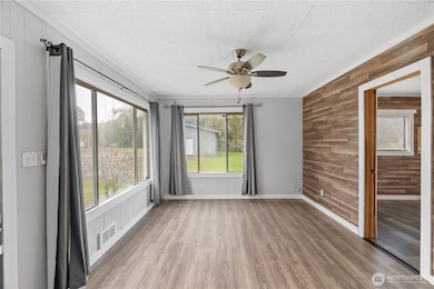 2405 1st St, Cosmopolis, WA 98537 - photo 6