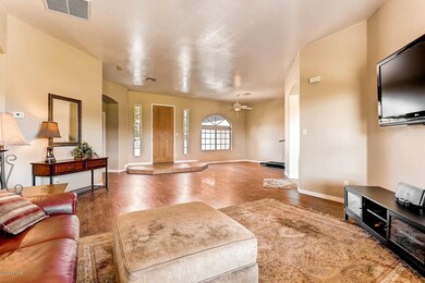 15233 E Via Del Palo Gilbert-large-005-3