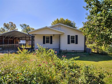 214 E McGee St, Eufaula, OK 74432 - photo 4