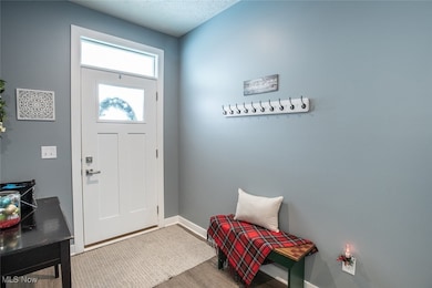 33932 Abercorn Place, Columbia Station, OH 44028 - photo 5