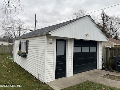 5238 Sheila Dr, Toledo, OH 43613 - photo 2