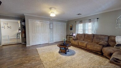 489 Firestone Addition, McAlester, OK 74501 - photo 5