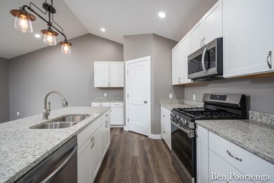 14-web-or-mls-12823 Links-14