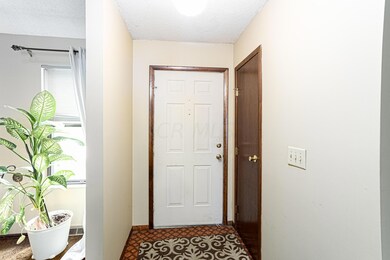 636 Farler Dr unit B, Columbus, OH 43213 - photo 5