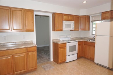 96 Forest St, Rutland, VT 05701 - photo 5