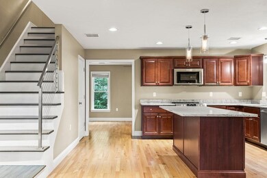 31 Sullivan St, Attleboro, MA 02703 - photo 4