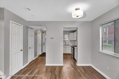 11-Dining Room