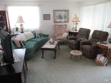 2034 Oakley Ave, Burley, ID 83318 - photo 4