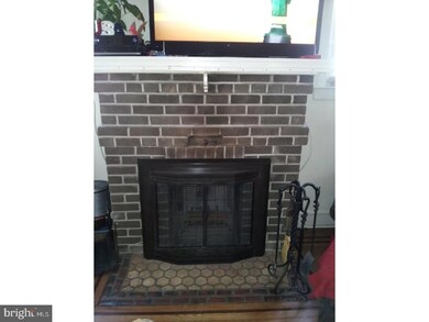 315 N Woodland Ave, Glenolden, PA 19036 - photo 5