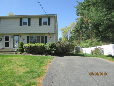 137 1/2 Williams St unit A, Taunton, MA 02780 - photo 2