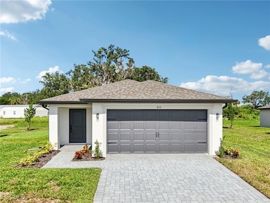 816 General D MacArthur Ave, Labelle, FL 33935 - photo 2